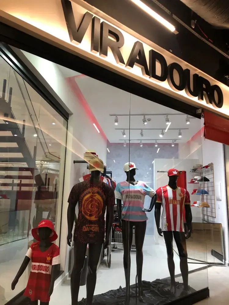 Unidos do Viradouro inaugura loja oficial no Mercado Municipal de Niterói